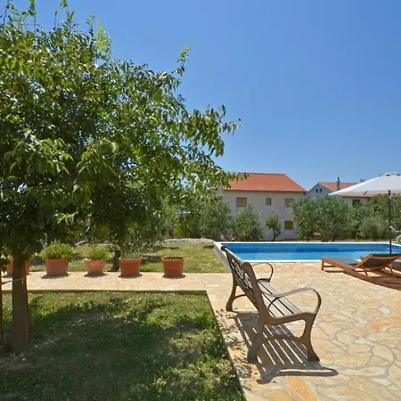 D&n Apartamento Kaštela